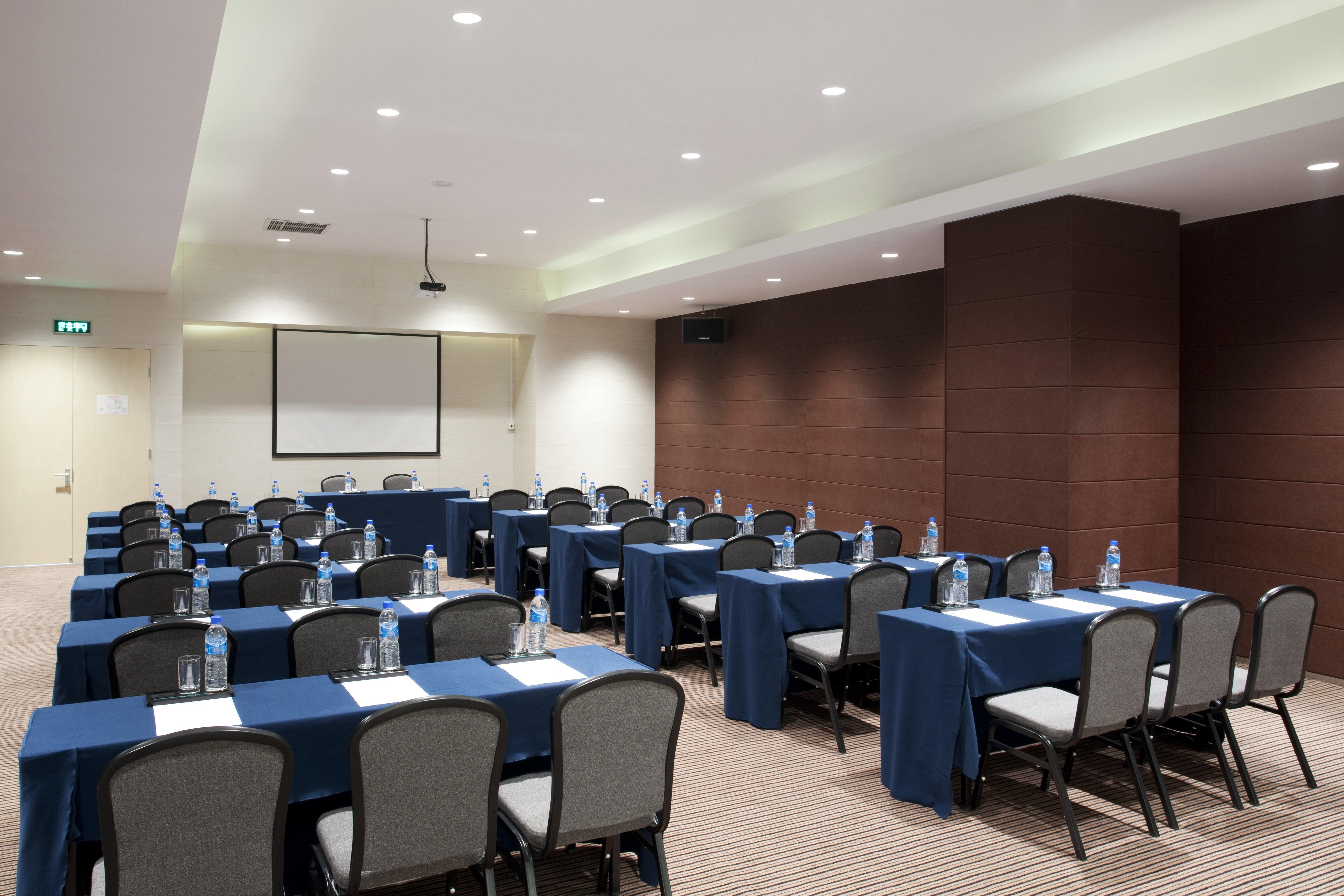 Holiday Inn Express Beijing Minzuyuan, an IHG Hotel Bagian luar foto