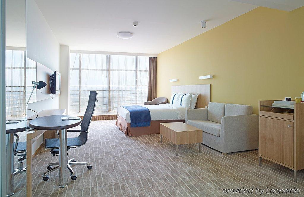 Holiday Inn Express Beijing Minzuyuan, an IHG Hotel Ruang foto